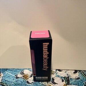 Huda Beauty Blush Filter in Shade Bubblegum NWT